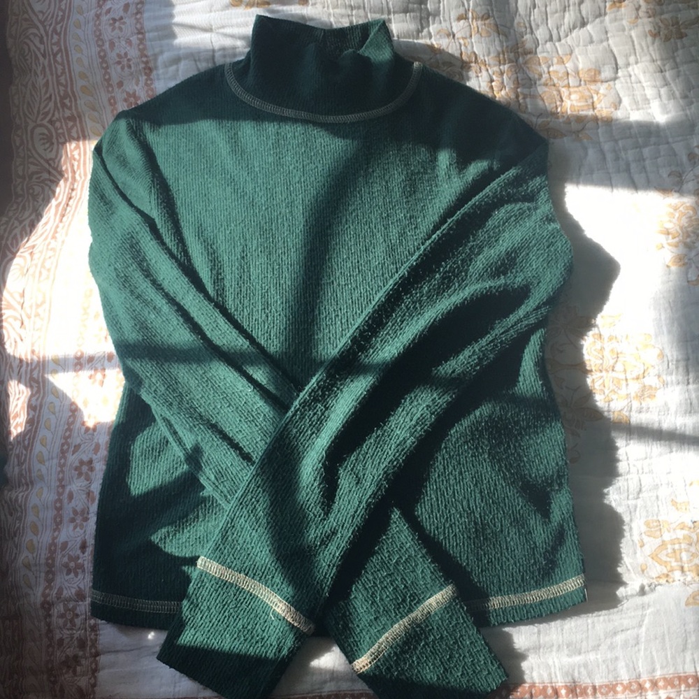 Urban Outfitters green cropped turtleneck